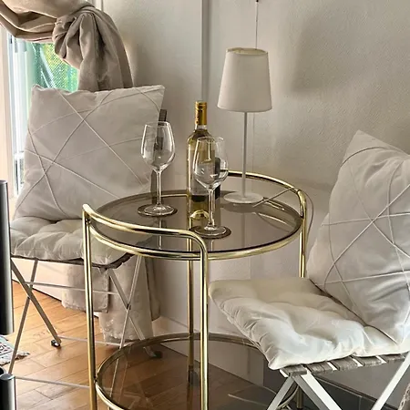 Charming Parisian Apartament Paryż